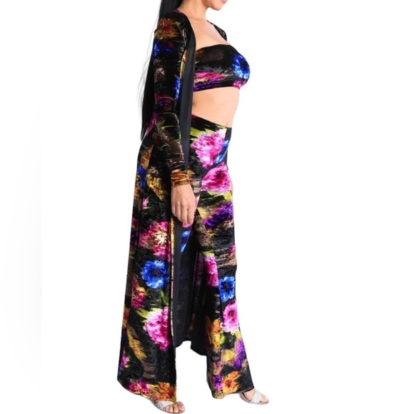 Women's Floral Print Velvet Crop Top Bandeau Pants Long Cardigan 3 Piece Set
New - Picture 4 of 8
